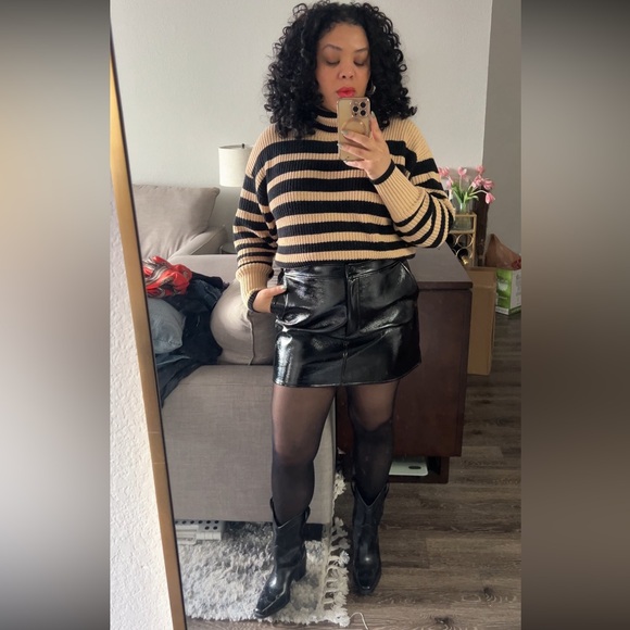 Follow me on the ‘gram @NextDoorLuxe 💞 - Picture 6 of 10